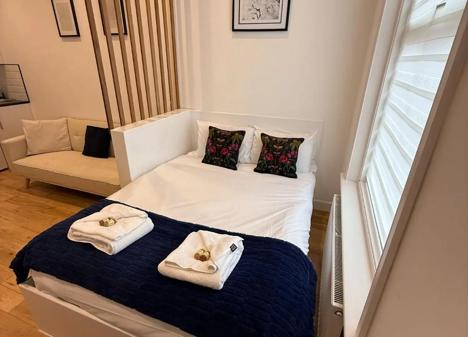 The Snuggery, The Kove, Bournemouth Beach Apartment